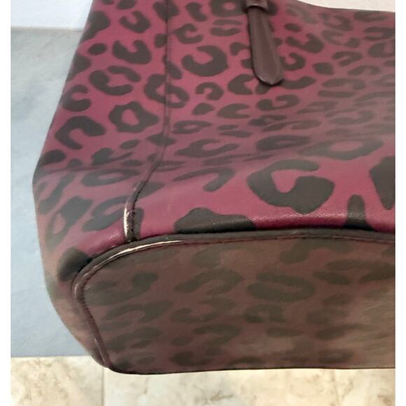 Kate Spade New York Leopard Print Margareta tote Bag burgundy shore Street - Picture 10 of 14
